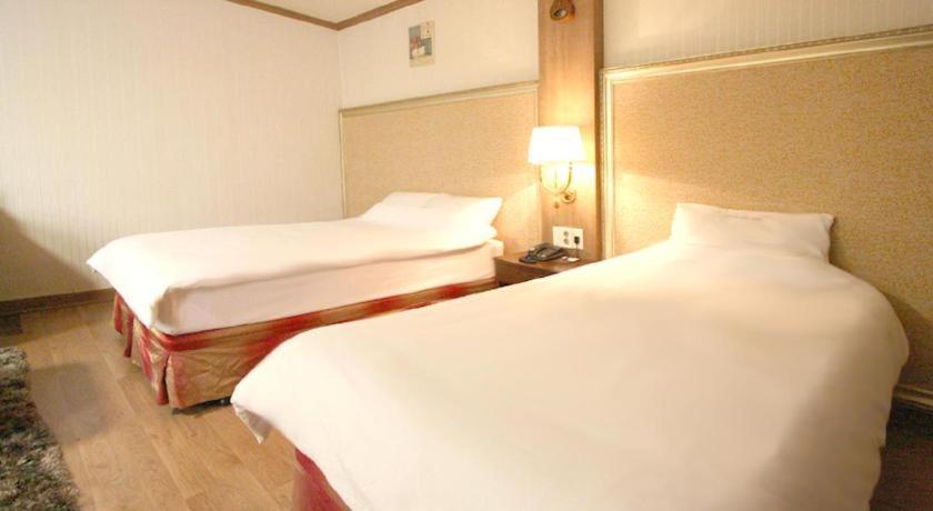 Hotel Olympic Changwon Eksteriør billede