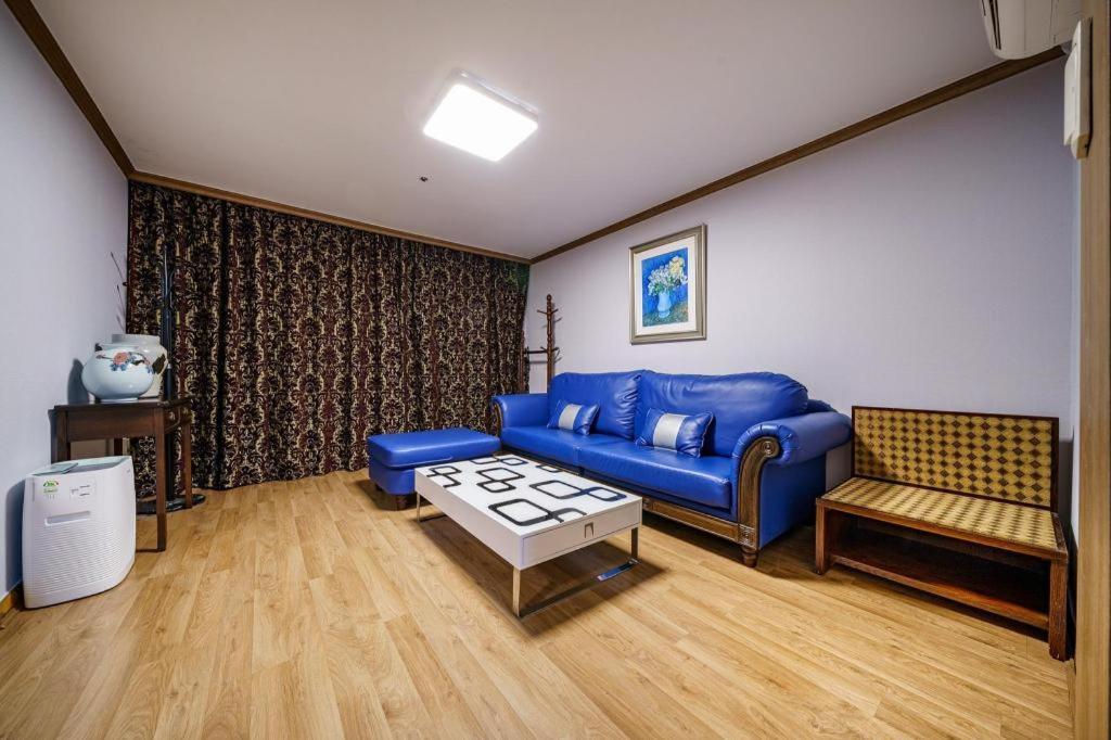 Hotel Olympic Changwon Eksteriør billede