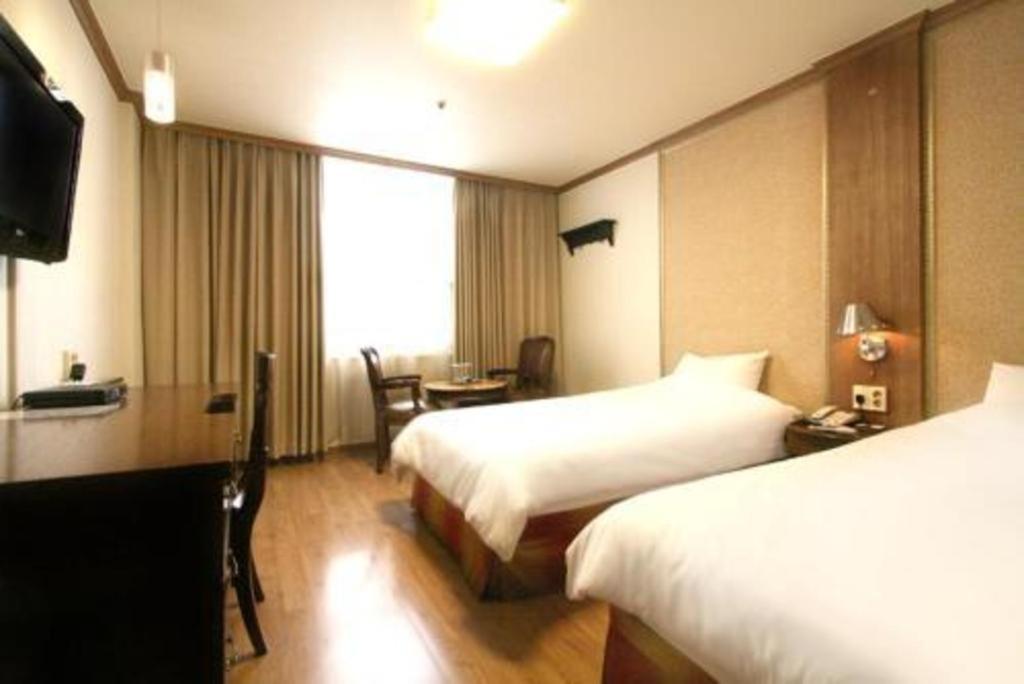 Hotel Olympic Changwon Eksteriør billede