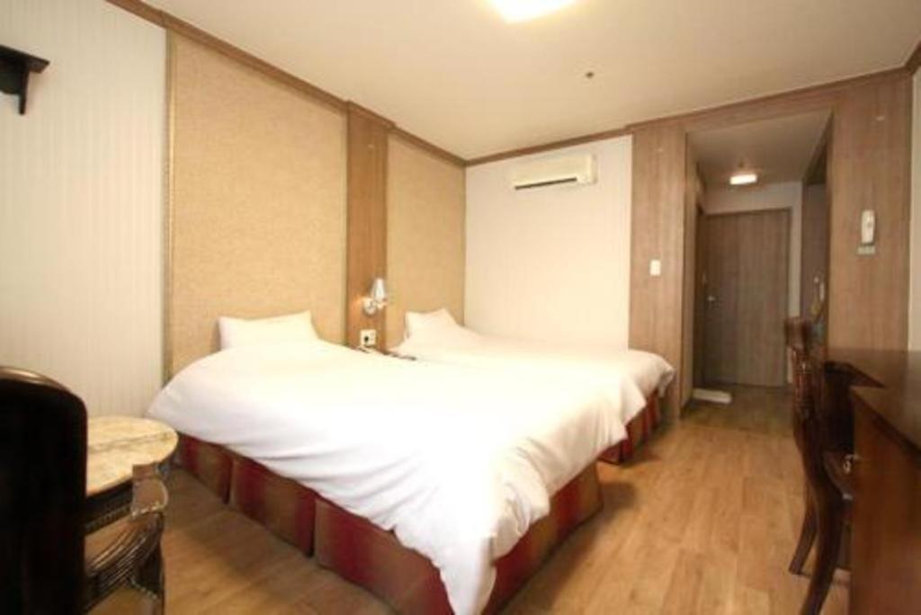 Hotel Olympic Changwon Eksteriør billede