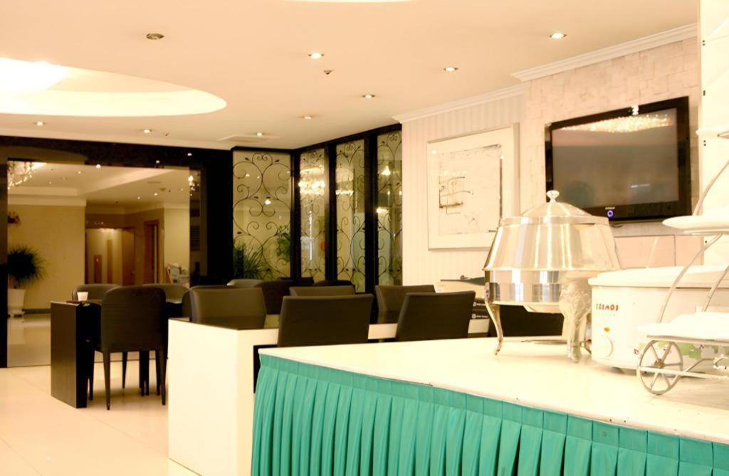 Hotel Olympic Changwon Eksteriør billede